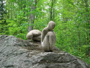 11-sculpture-forest